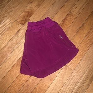 Lulu Lemon black raspberry running short